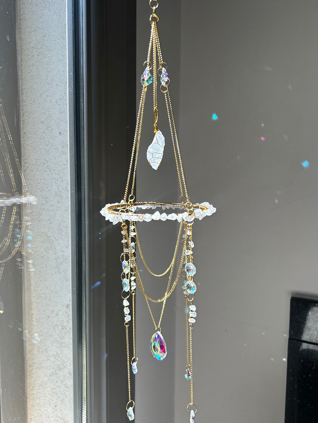 sun-catcher-dogal-tasli-gunes-tutucu-gunes-yakalayici-beyaz