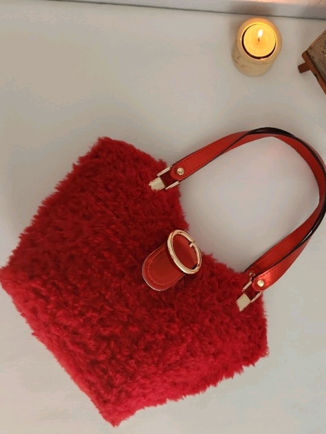 zara-model-kirmizi-pelus-kanvas-kadin-el-cantasi-kirmizi
