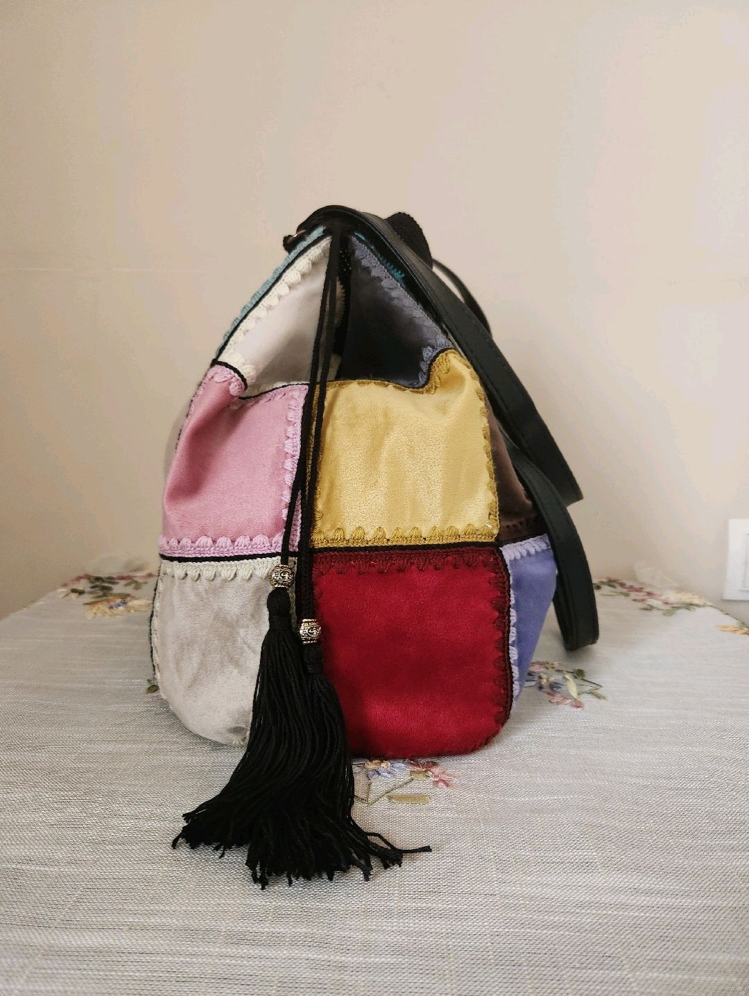 buyuk-boy-patchwork-canta-cok-renkli
