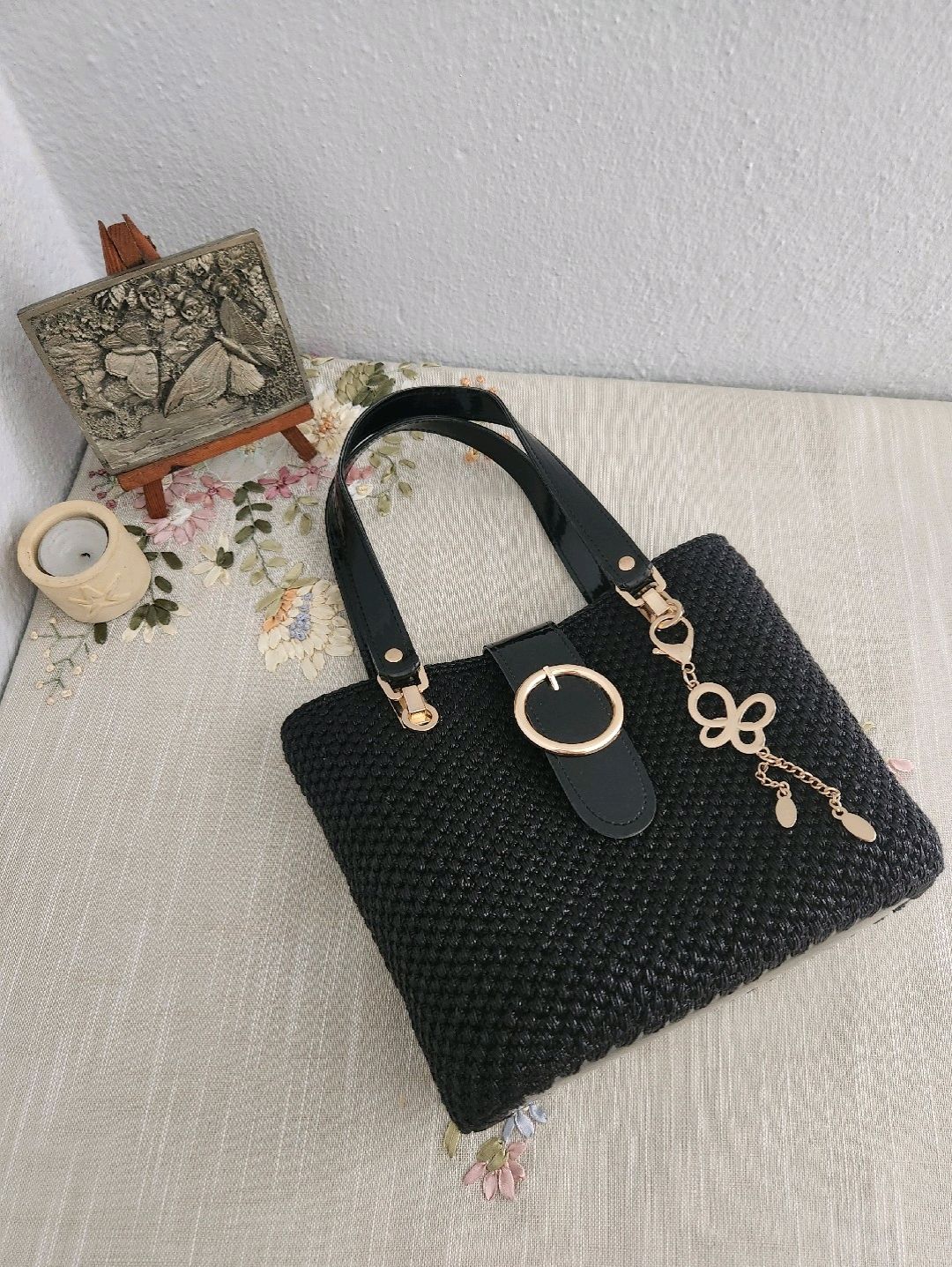 gucci-model-gold-detayli-metalik-siyah-kadin-el-cantasi-siyah