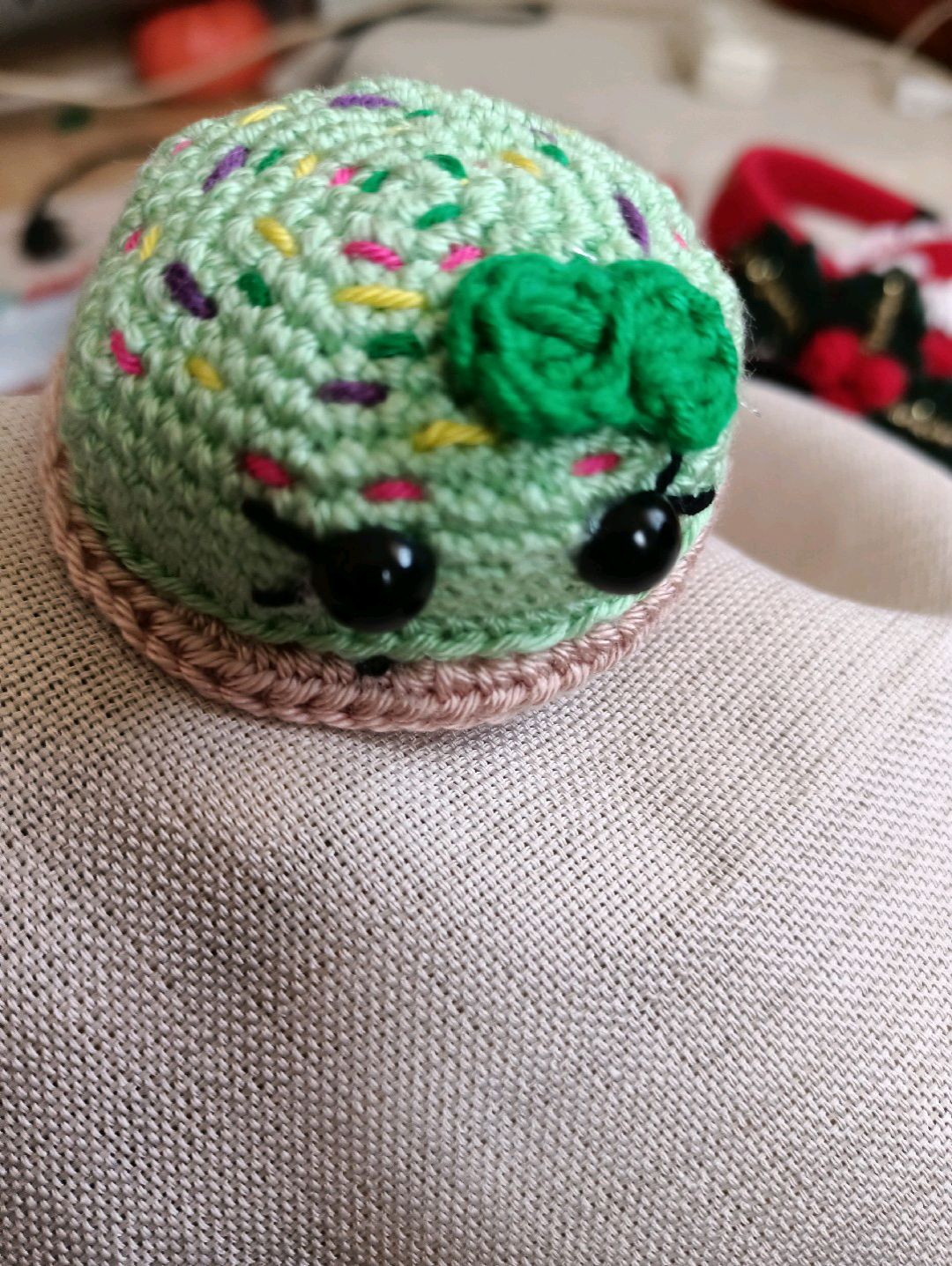 amigurami-orgu-eti-puf-lastik-toka-fistik-yesili