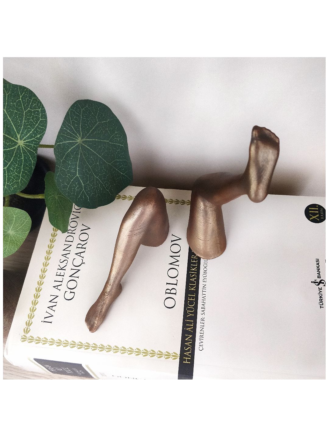 dekoratif-bacaklar-bronz-rengi
