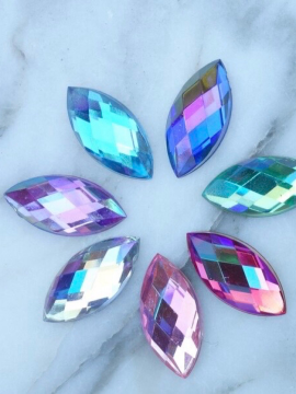 Yaprak Şeklinde Rhinestone Taş Çok Renkli