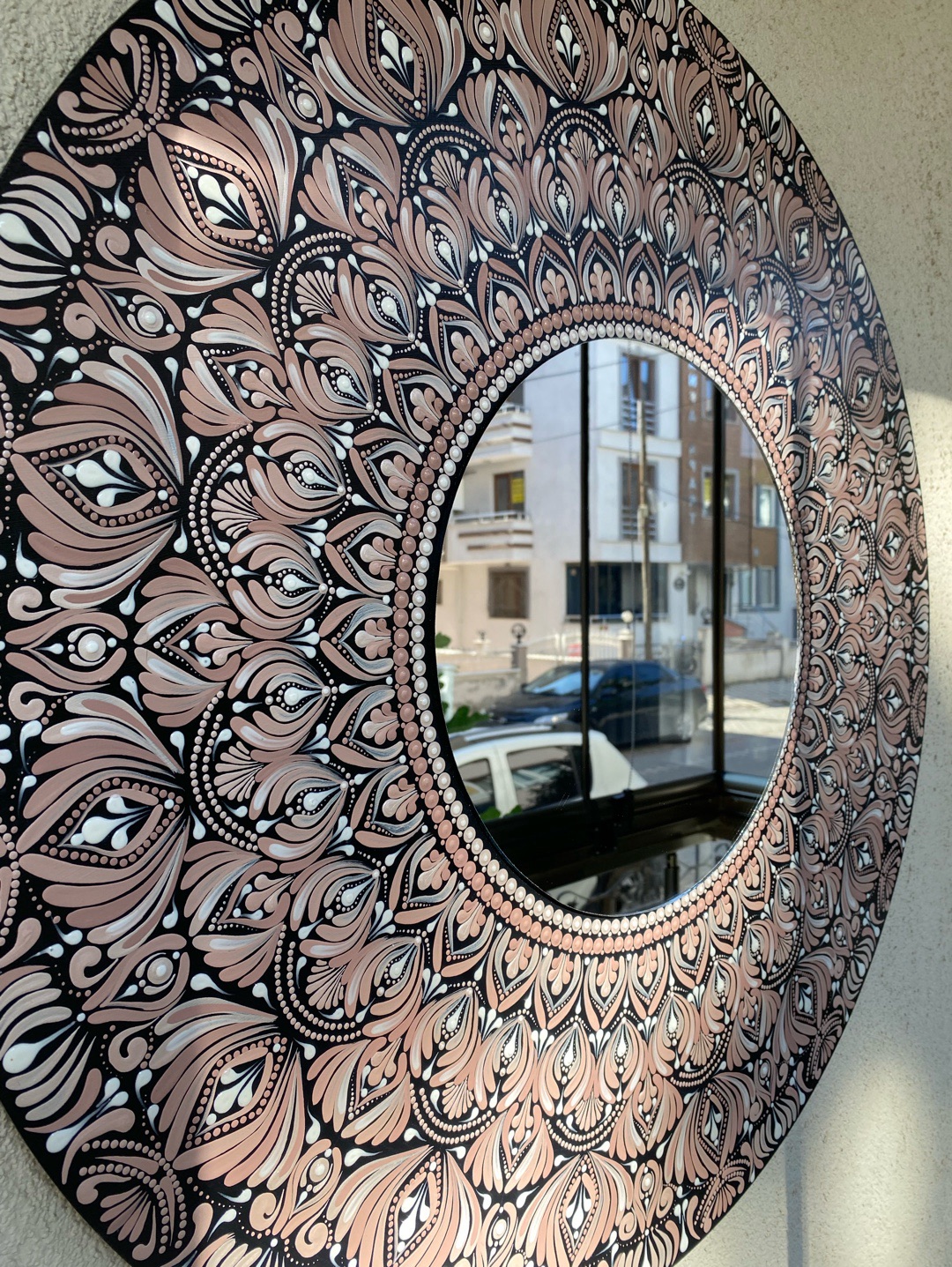 tarcinli-mocha-el-yapimi-dot-mandala-ayna-duvar-dekoru