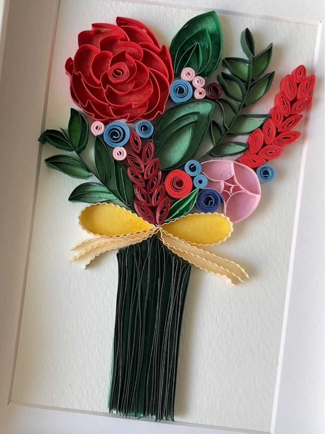 cok-renkli-cicek-buketi-quilling-tablo-cok-renkli