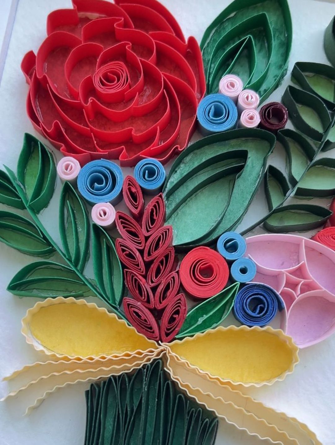 cok-renkli-cicek-buketi-quilling-tablo-cok-renkli