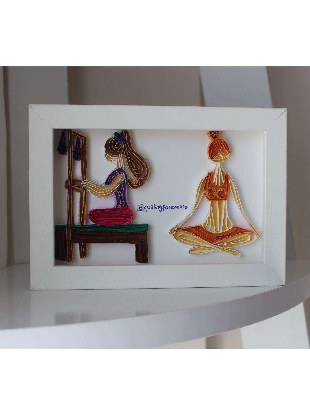 pilates---yoga-yapan-kiz-quilling-tablo-bej