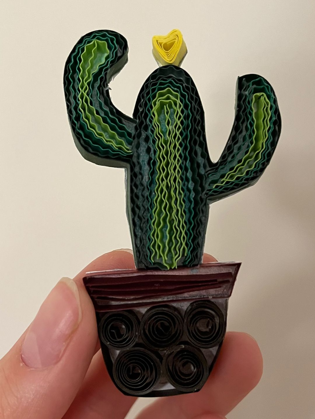 kaktus-el-yapimi-quilling-tablo-yesil
