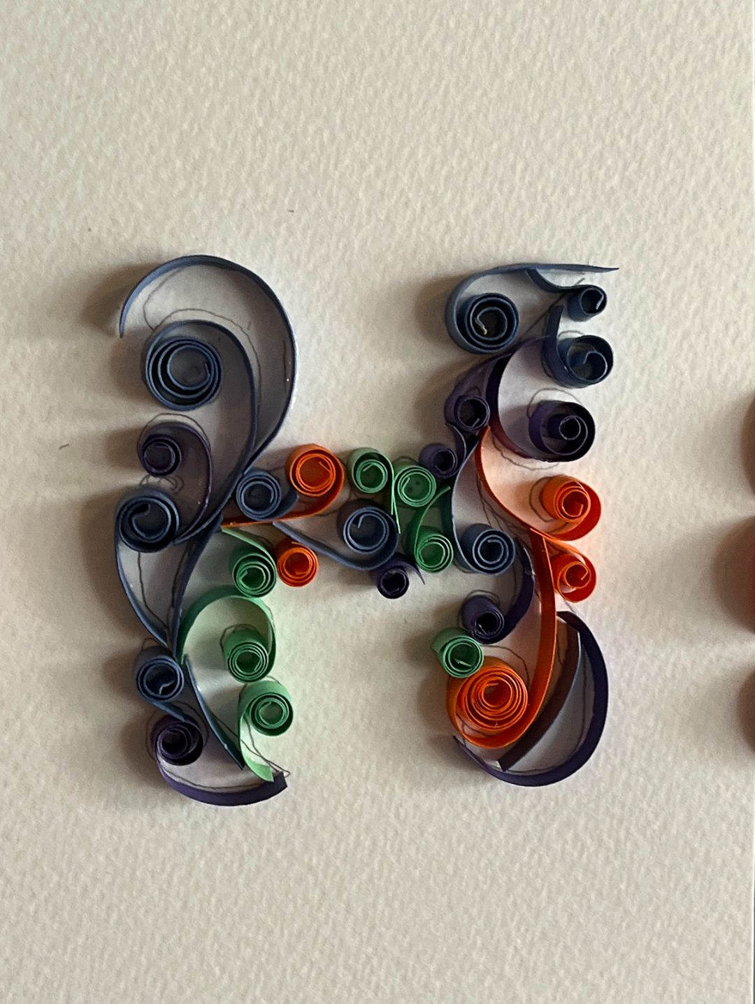 tek-harf-quilling-tablosu-cok-renkli