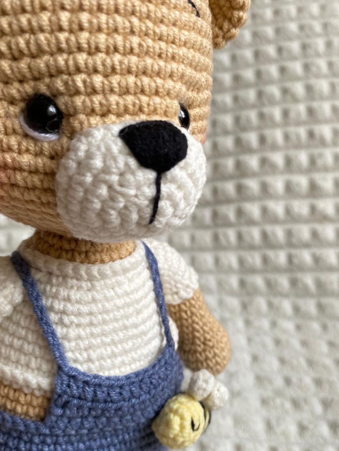 amigurumi-yenidogan-uyku-arkadasi-ayicik-ve-cingirak-2li-set-lacivert
