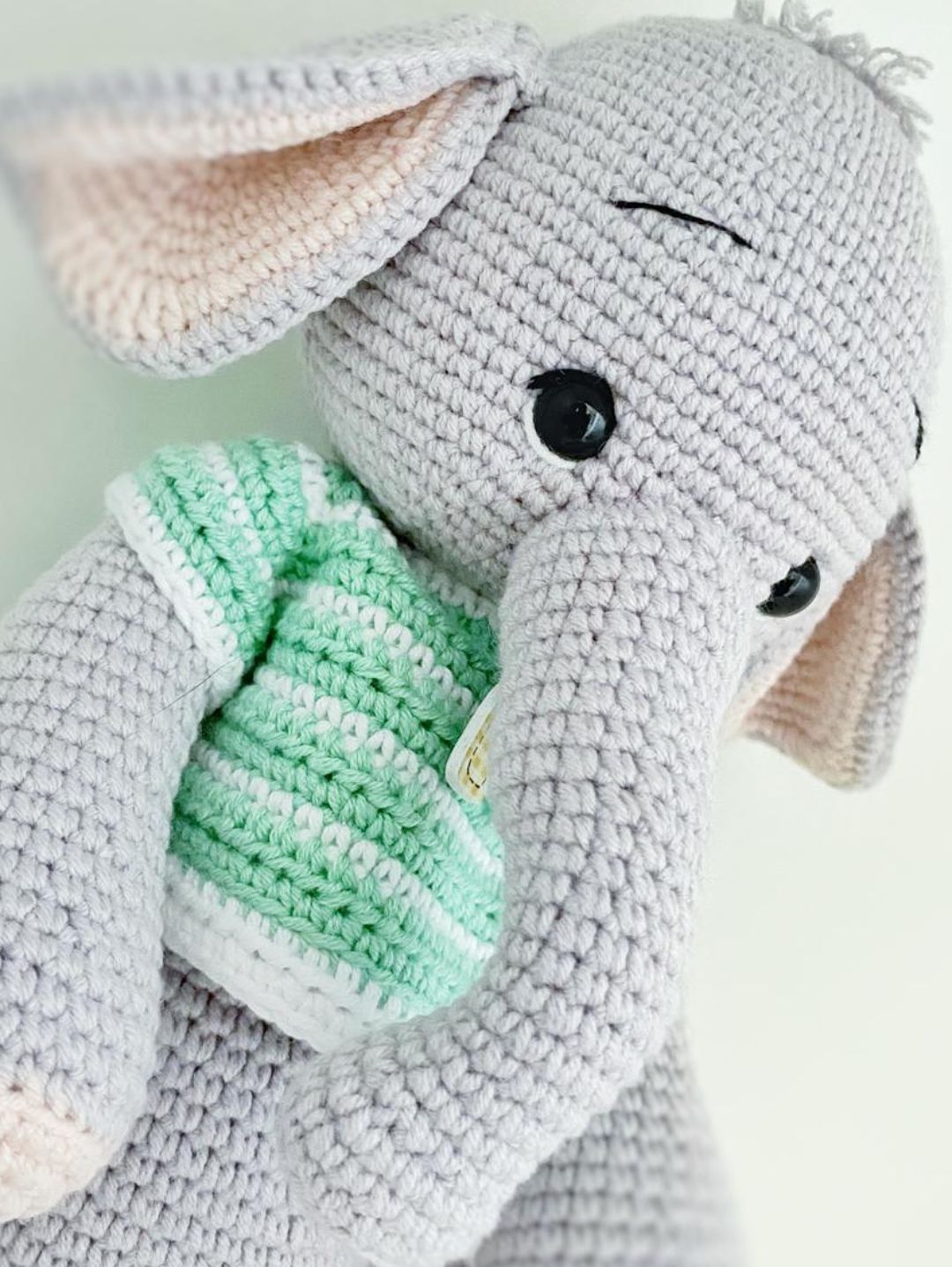 amigurumi-sevimli-fil-gri