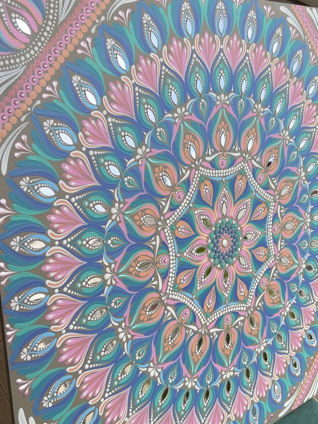 nejna-mandala-70-cm-kare-pembe