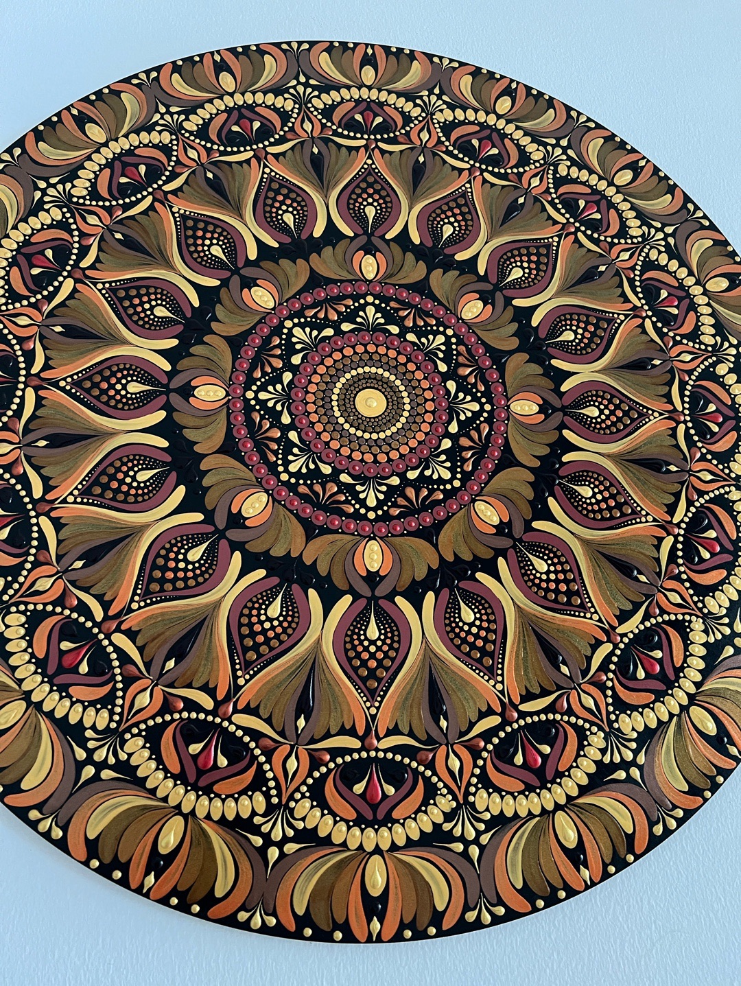 70-cm-mandala-topragin-altin-sicakligi-altin-rengi