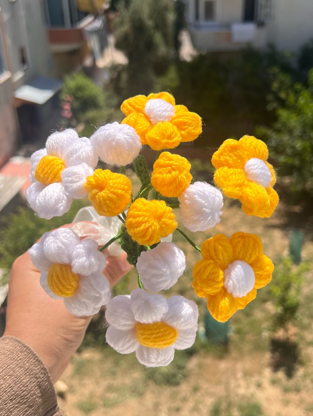 puf-papatya-buketi-beyaz