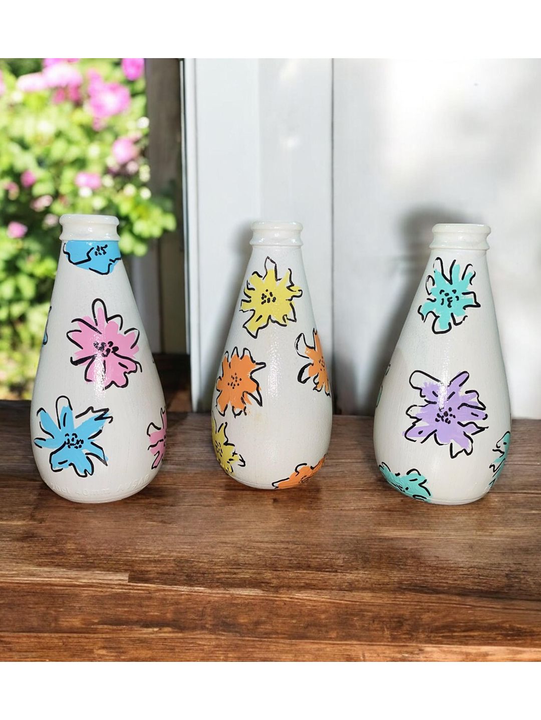 flower-uclu-dekoratif-kucuk-sise-seti-beyaz