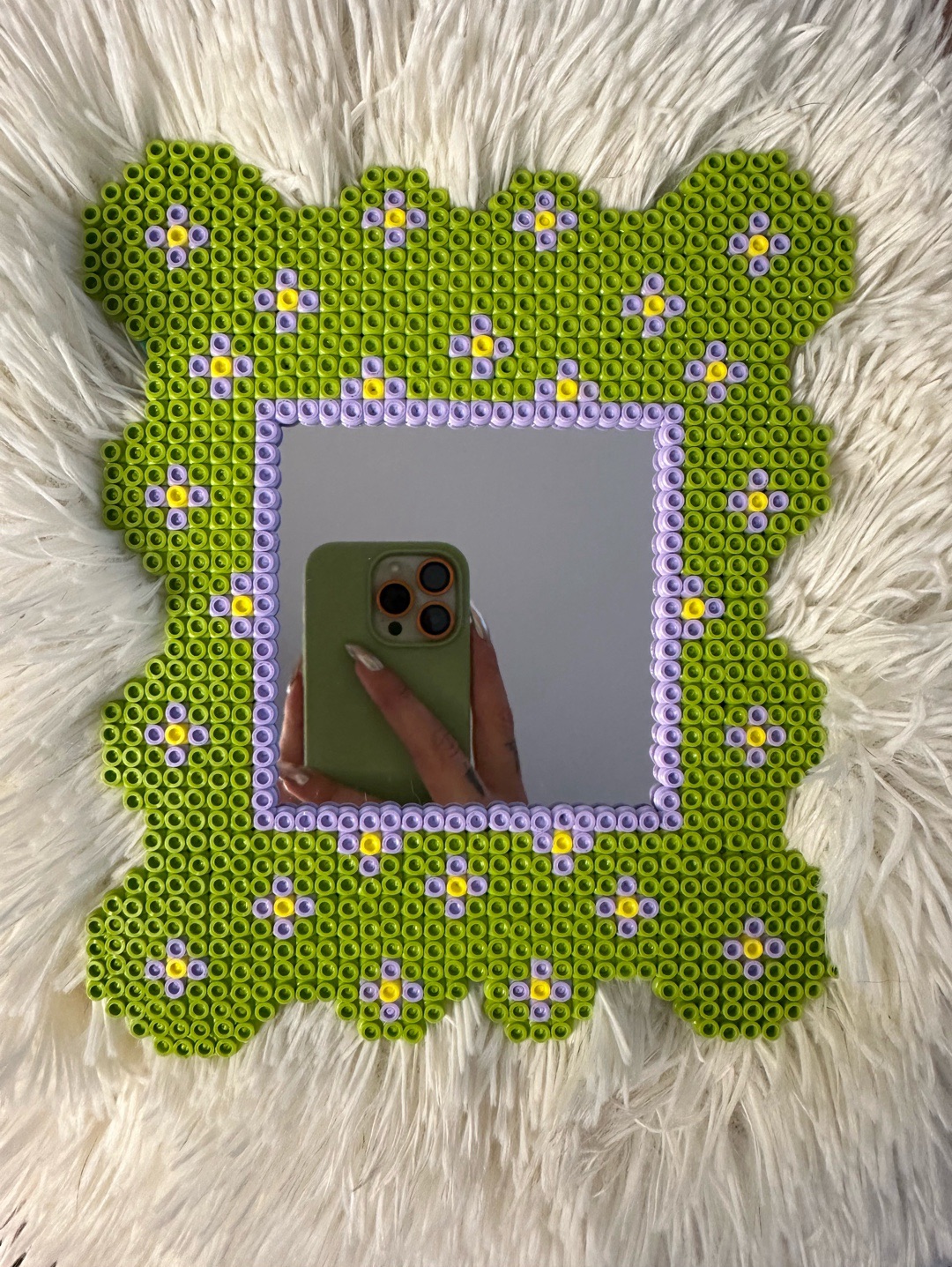spring-pixel-ayna-yesil
