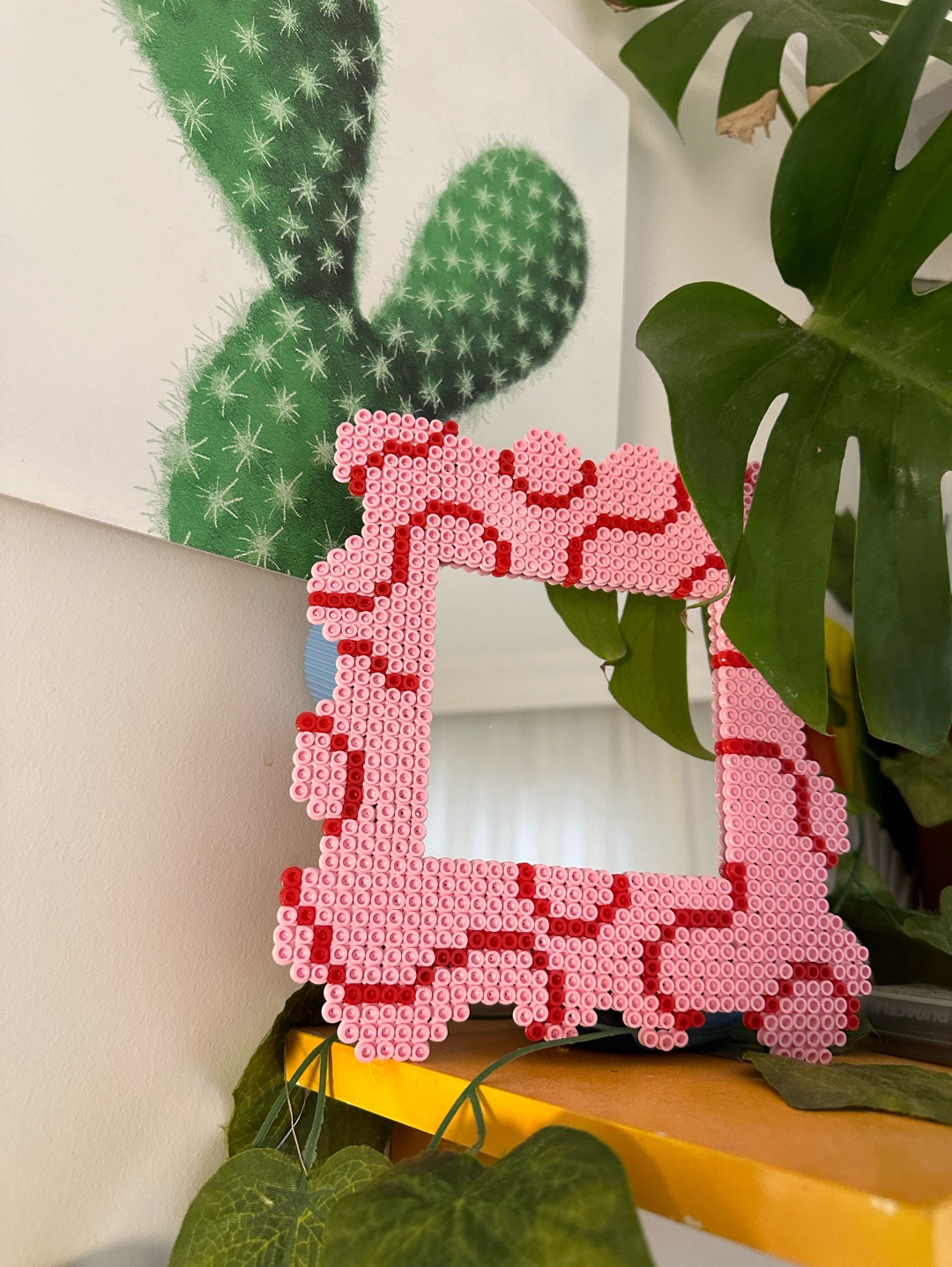 spring-pixel-ayna-pembe