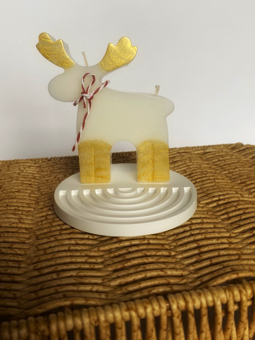 countess-home-deco-geyik-mum-alt-sunum-tabakli-beyaz