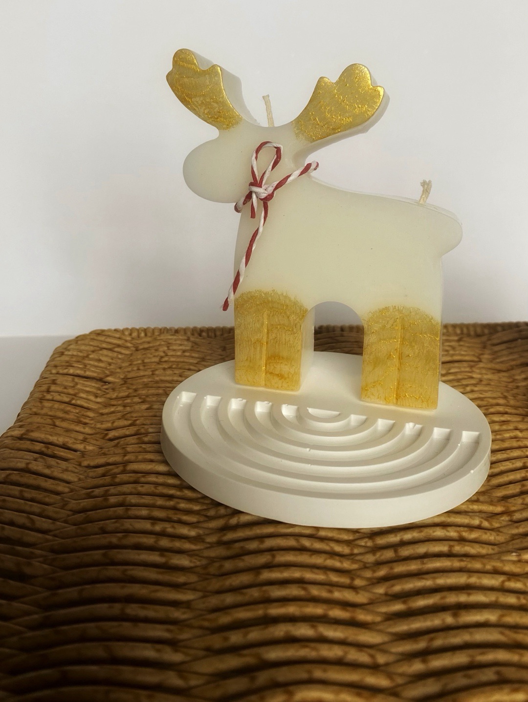countess-home-deco-geyik-mum-alt-sunum-tabakli-beyaz