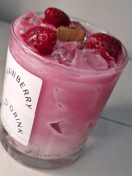 Strawberry Cold Drink Pembe