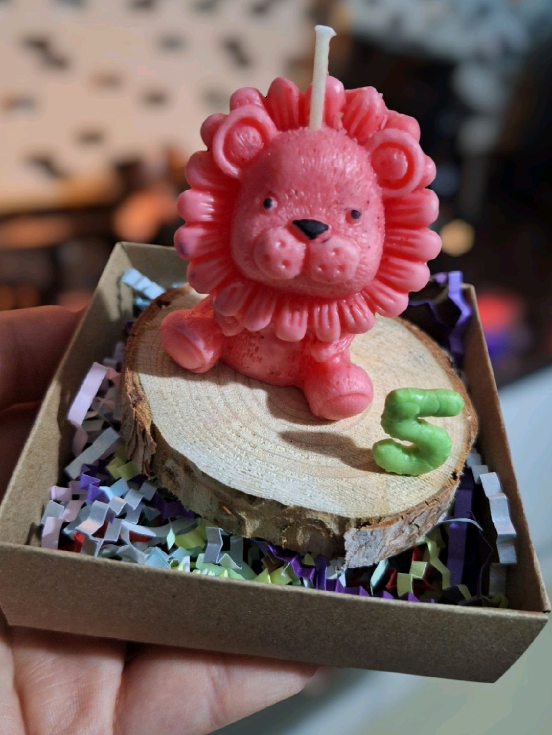 aslan-figur-mum-pembe