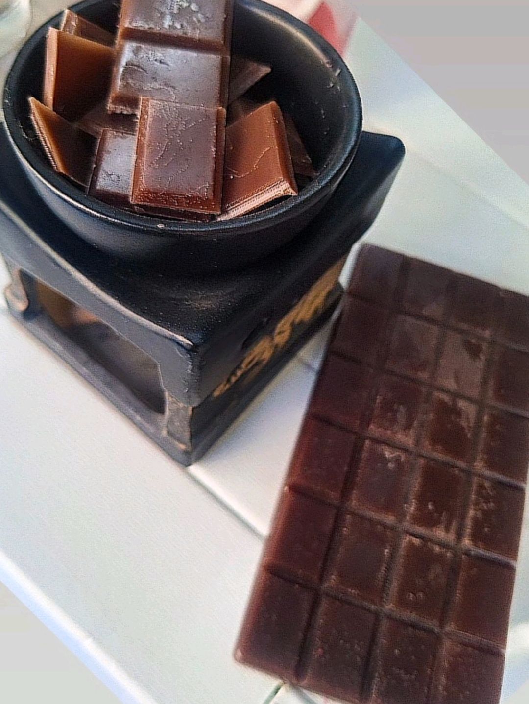 tablet-cikolata-buhurdanlik-mumu-kahverengi