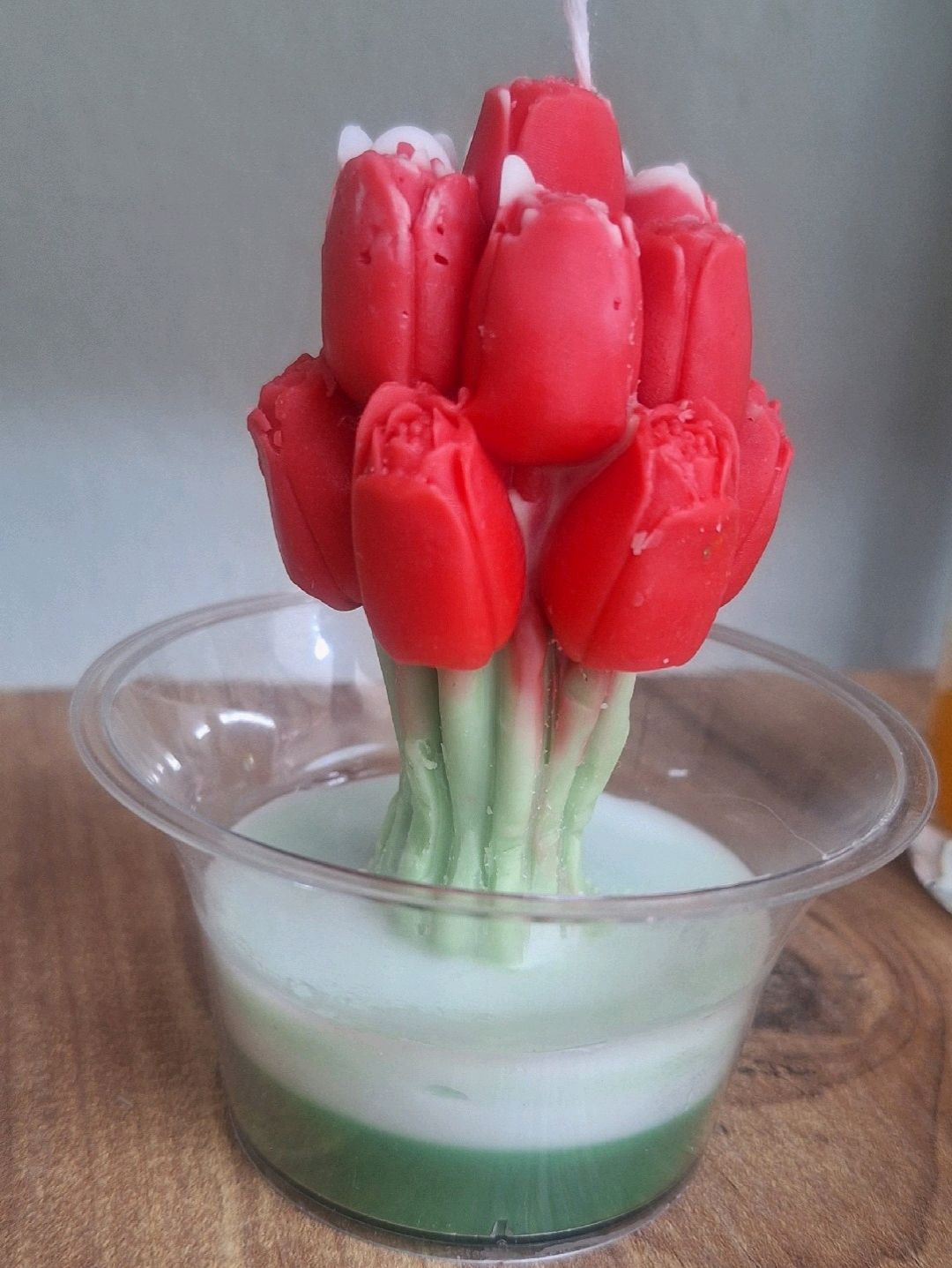 saksida-lale-mum-kirmizi