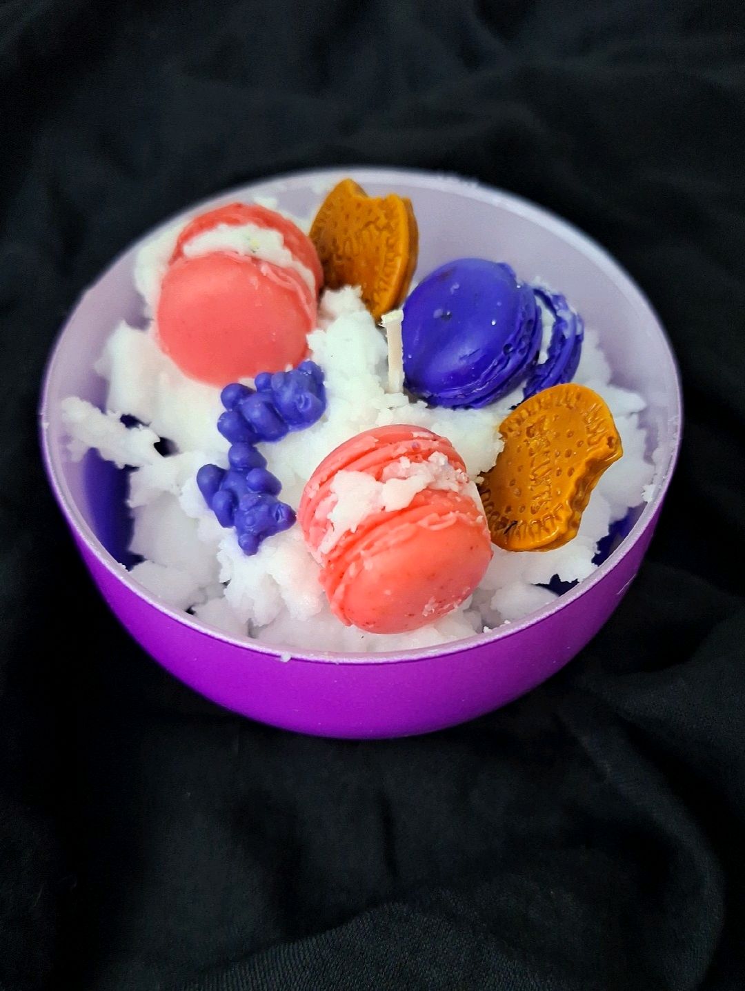 macaron-tatli-kasesi-cok-renkli
