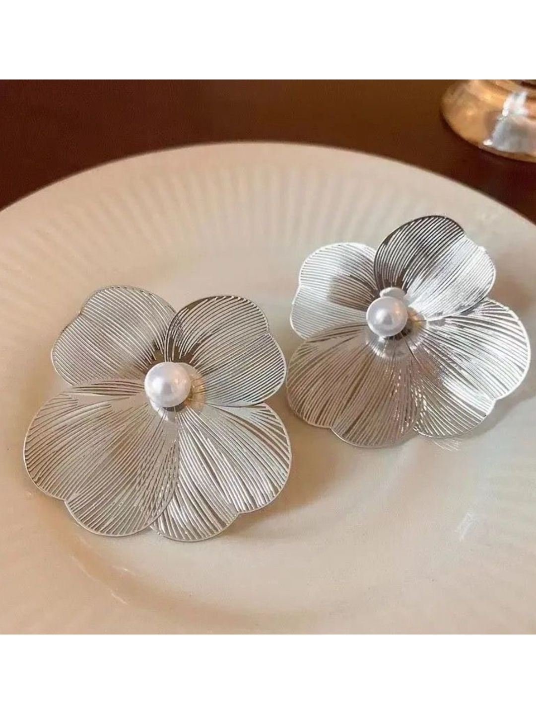 perla-toka-beyaz