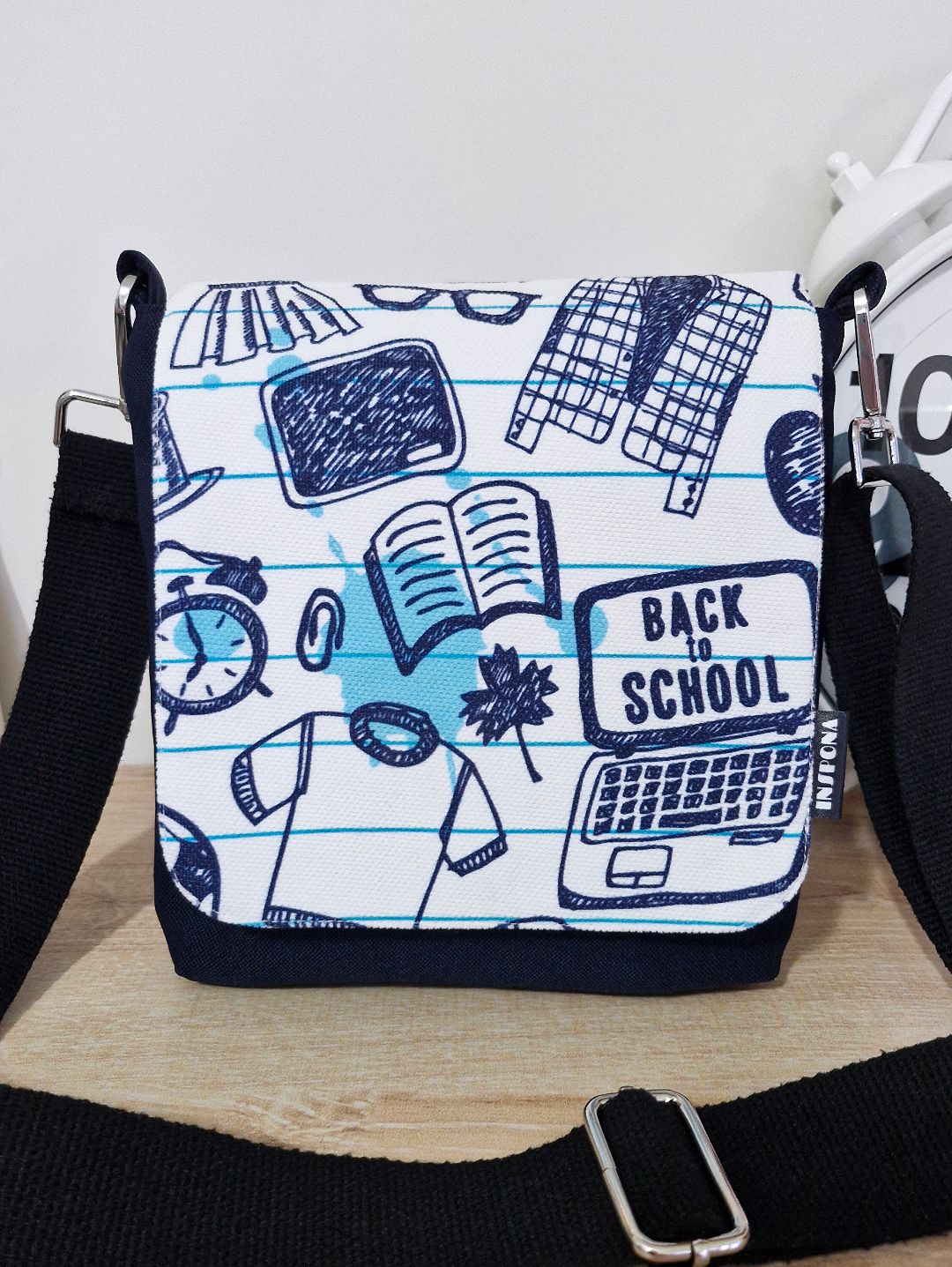 back-to-school-mini-postaci-cantasi
