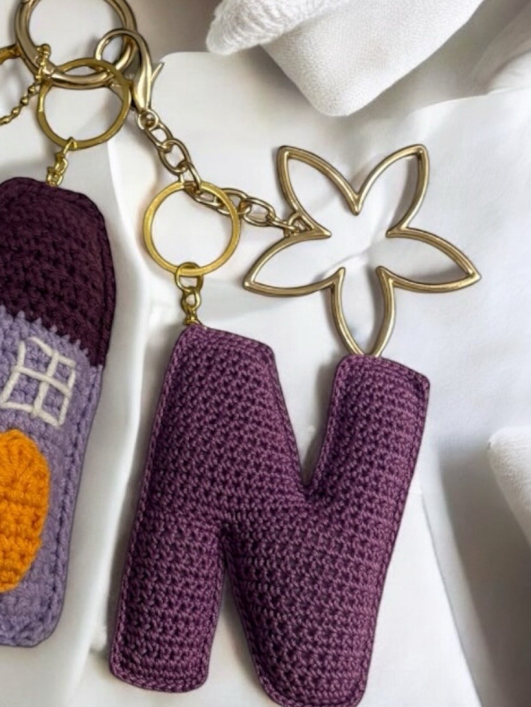 amigurumi-harfevkalp-anahtarlik-canta-susu-cok-renkli