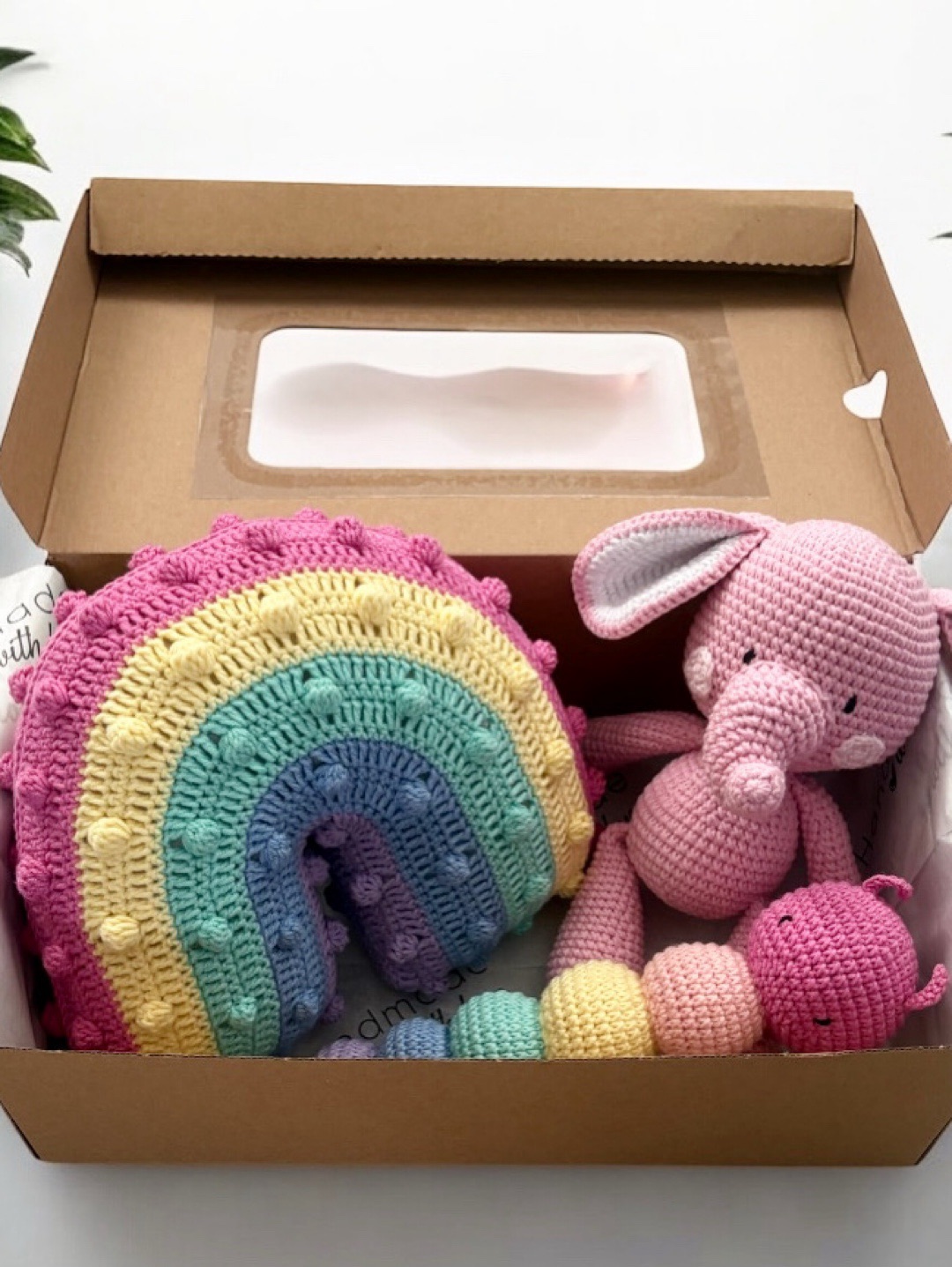 gokkusagi-dekoratif-yastik-amigurumi-oyuncak-cingirak-set-cok-renkli