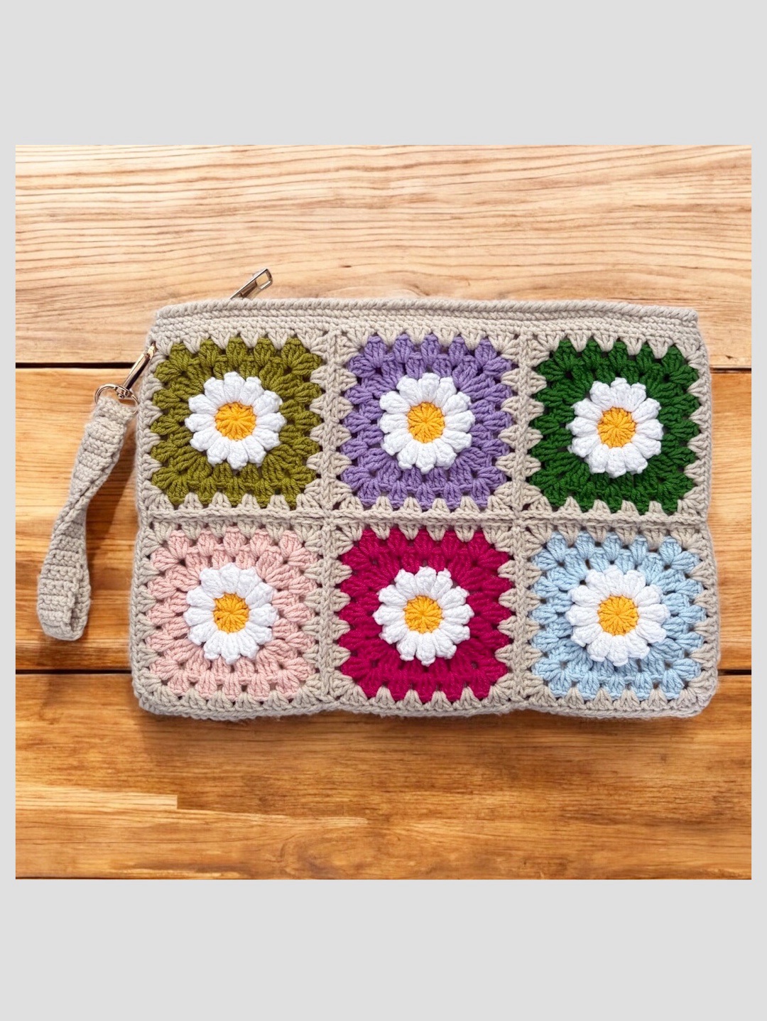 papatya-motif-clutchbag-cok-renkli