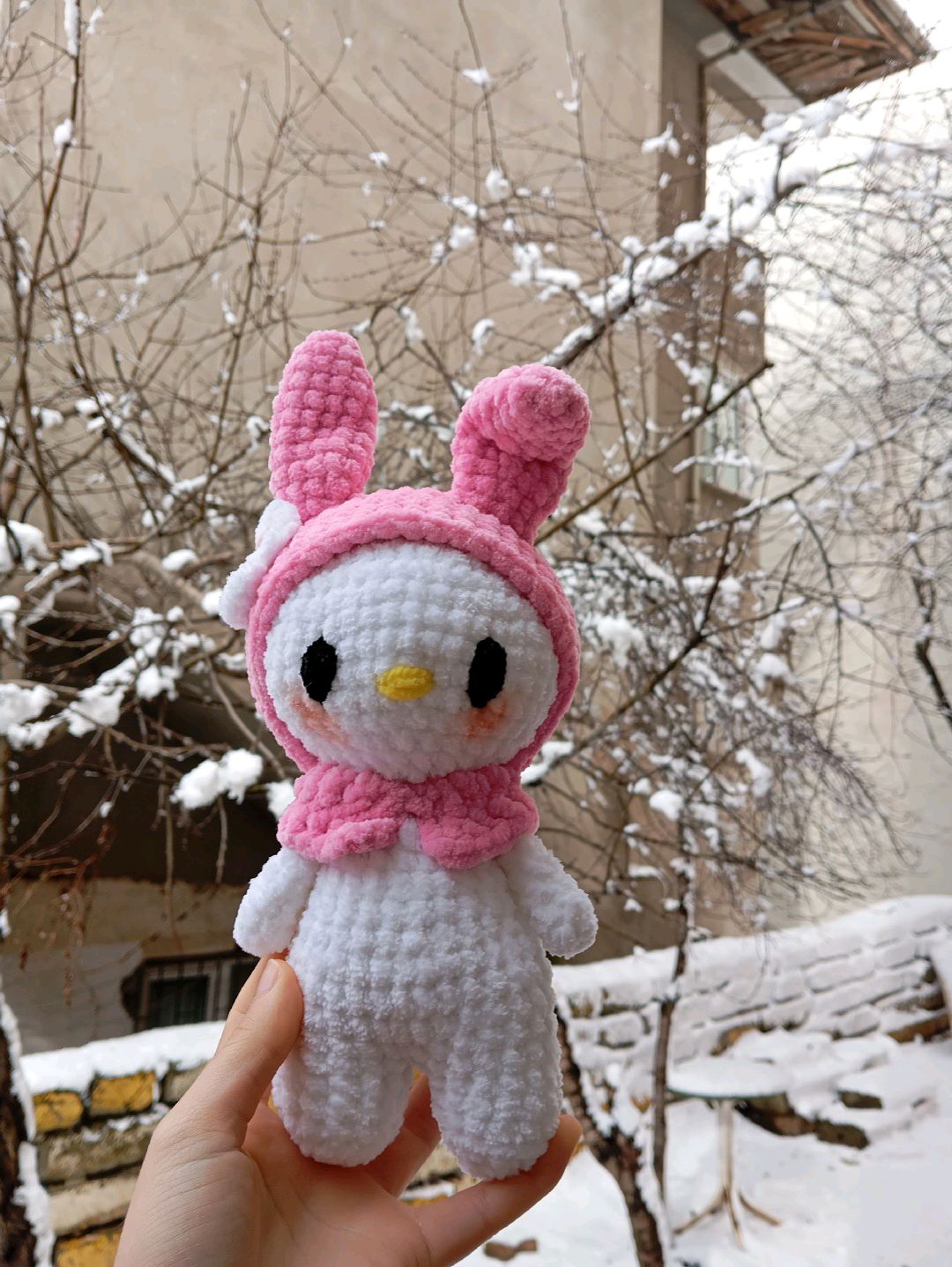 melody-sanrio-karakteri-amigurumipelus-uyku-arkadasi-pastel-pembe