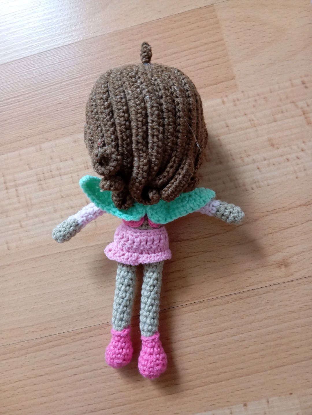 winx-club-amigurumi-flora-orgu-bebek-peri-kahverengi