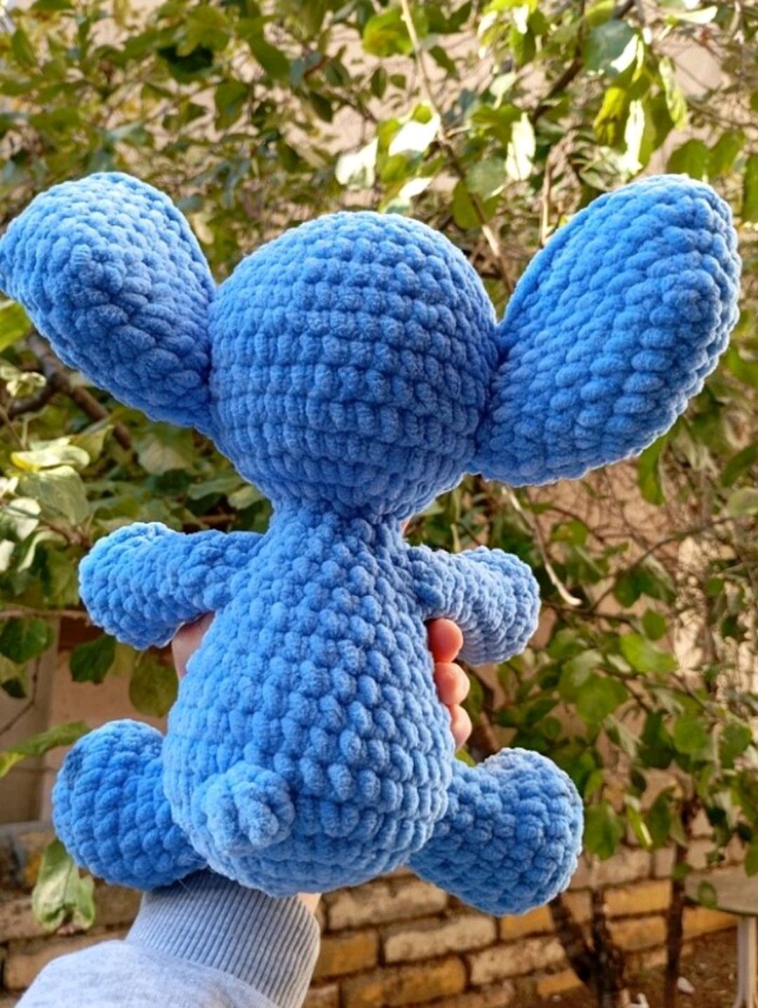 stitch-el-orgusu-amigurumi-pelus-orgu-oyuncak-cizgifilm-saks-mavi