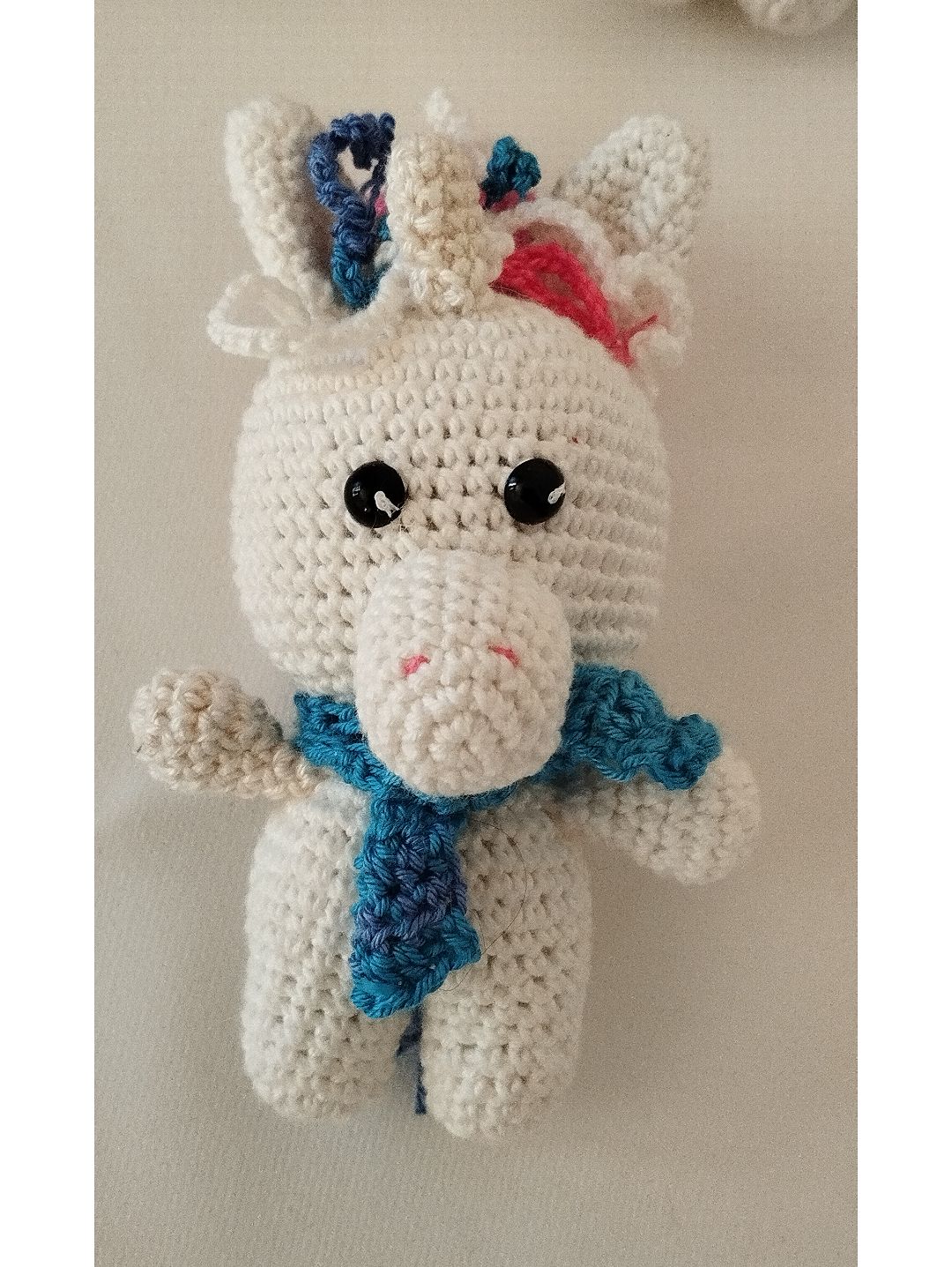 amigurum-beyaz-i-unicorn-cok-renkli