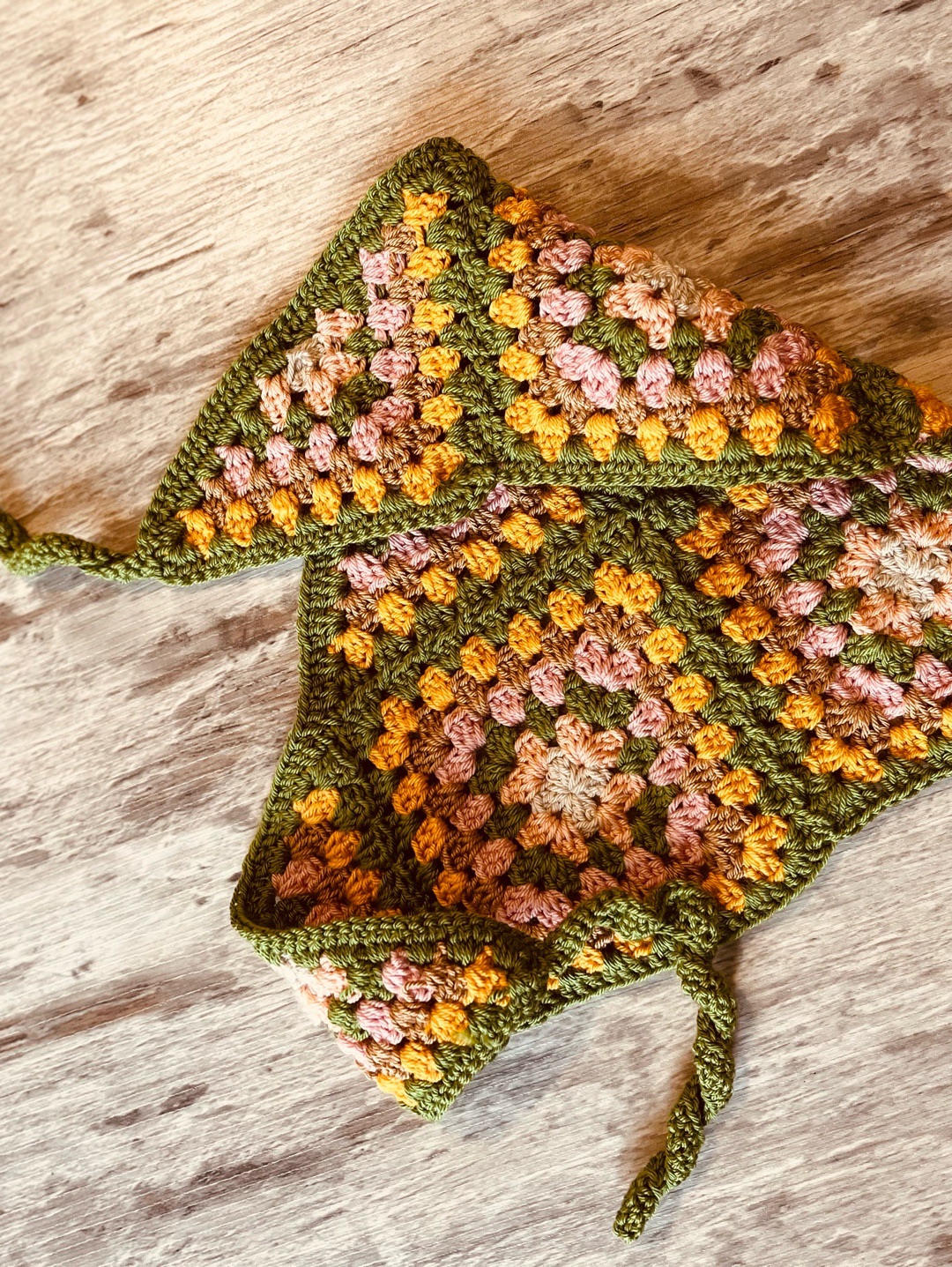 motifli-bandana-yesil