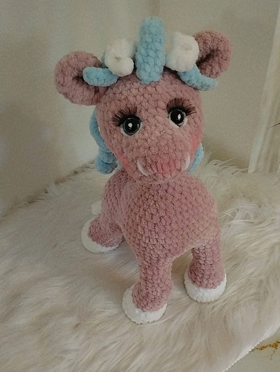 my-little-pony-unicorn-visne