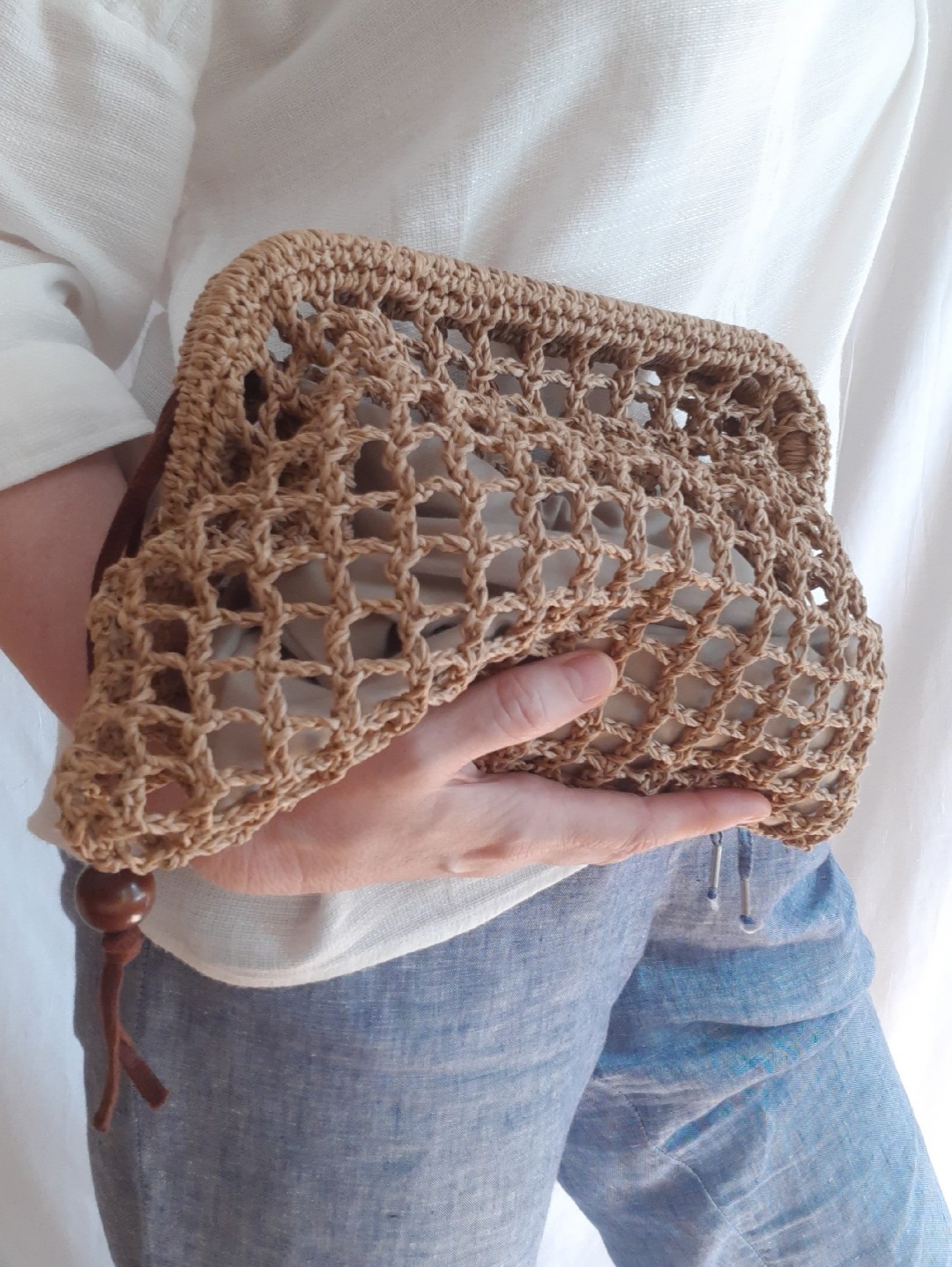 burslu-hasir-clutch-canta