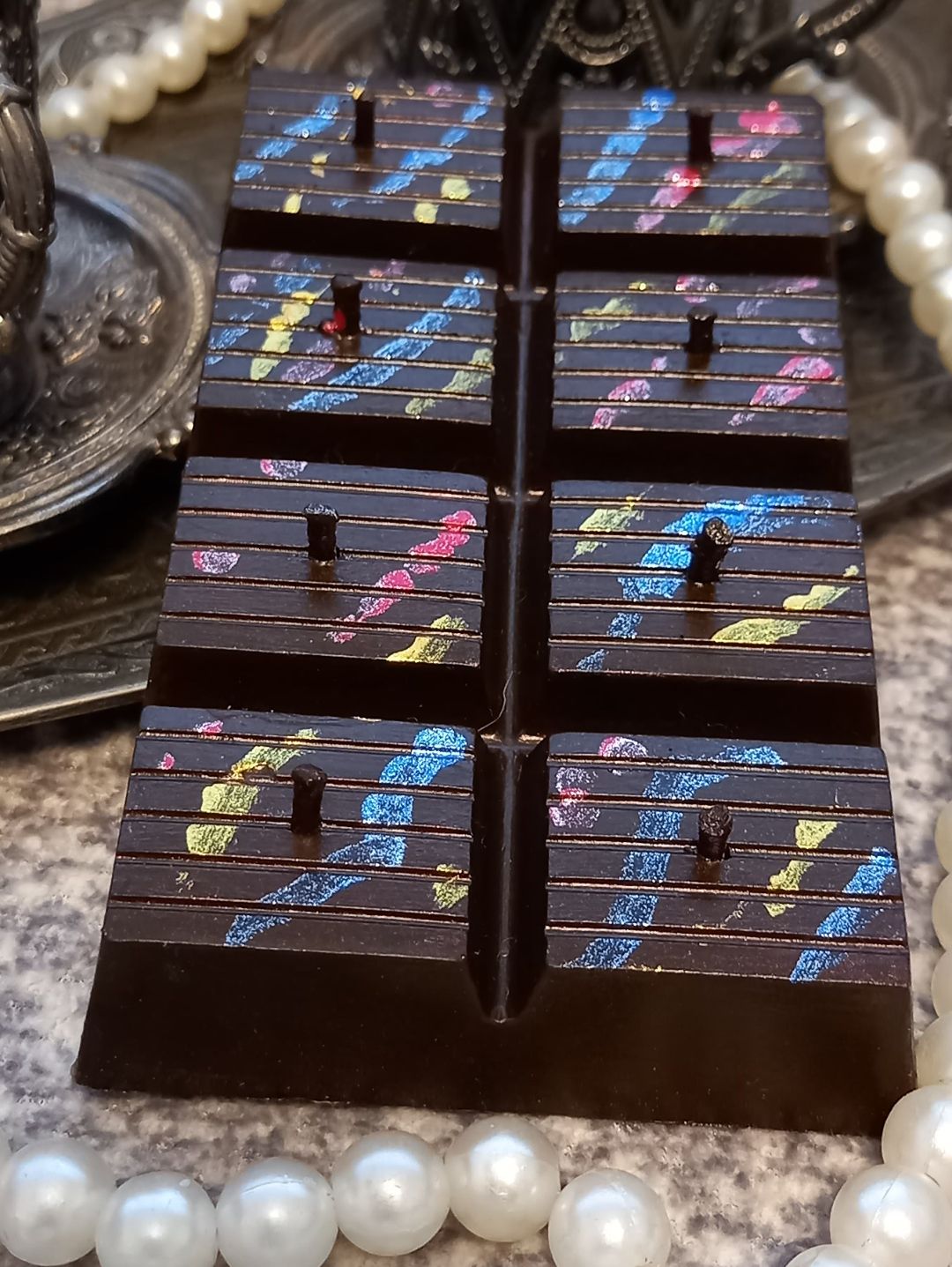 dubai-cikolatasi-balmumu-mum-kakao-kahverengi