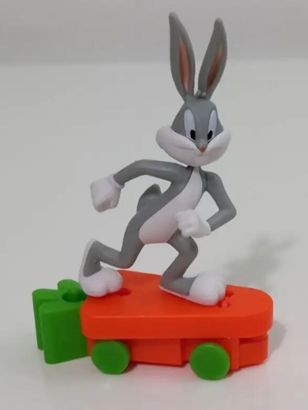 looney-tunes-bugs-bunny-figur-oyuncak