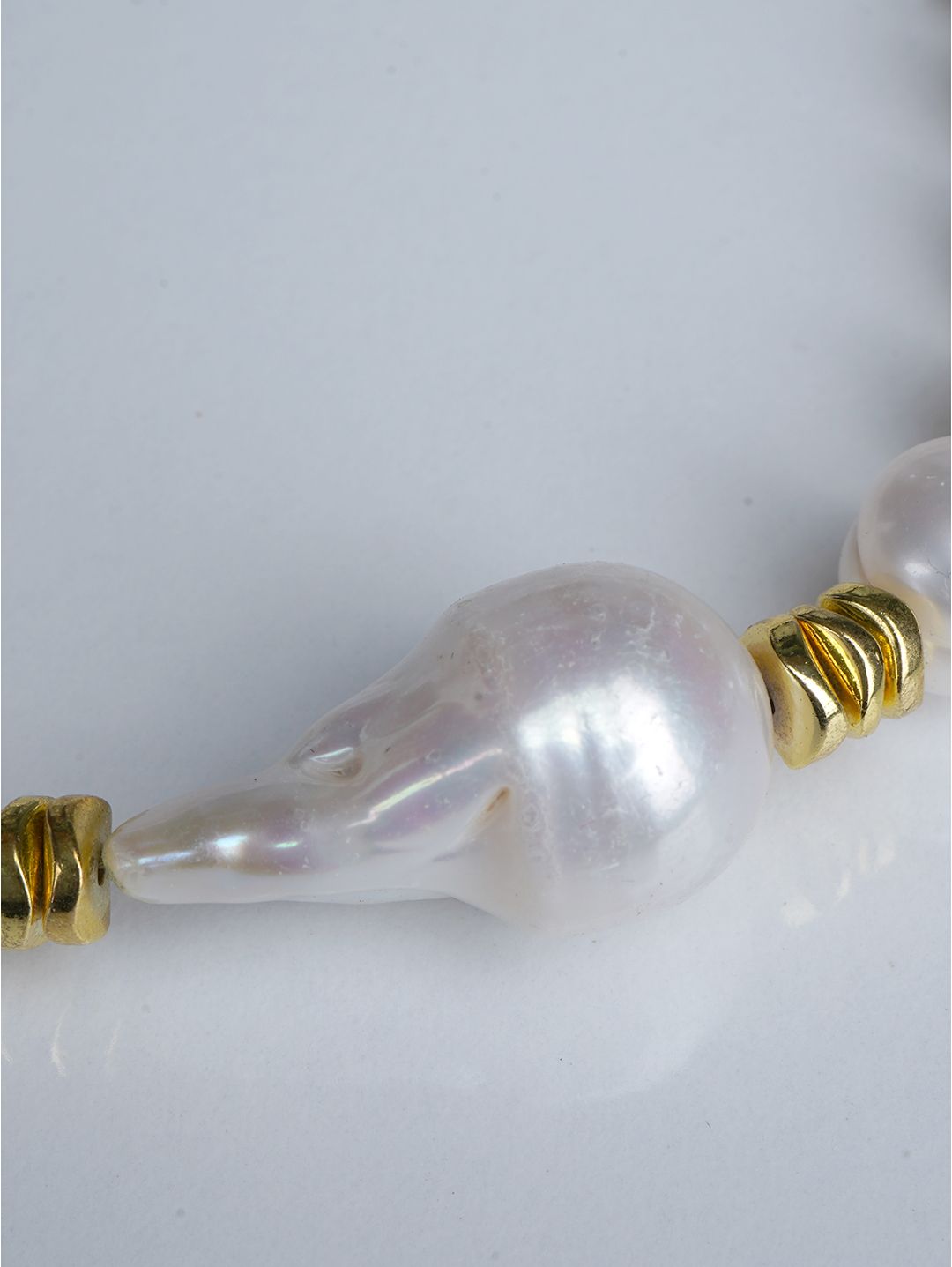 barok-inci-kolye-beyaz