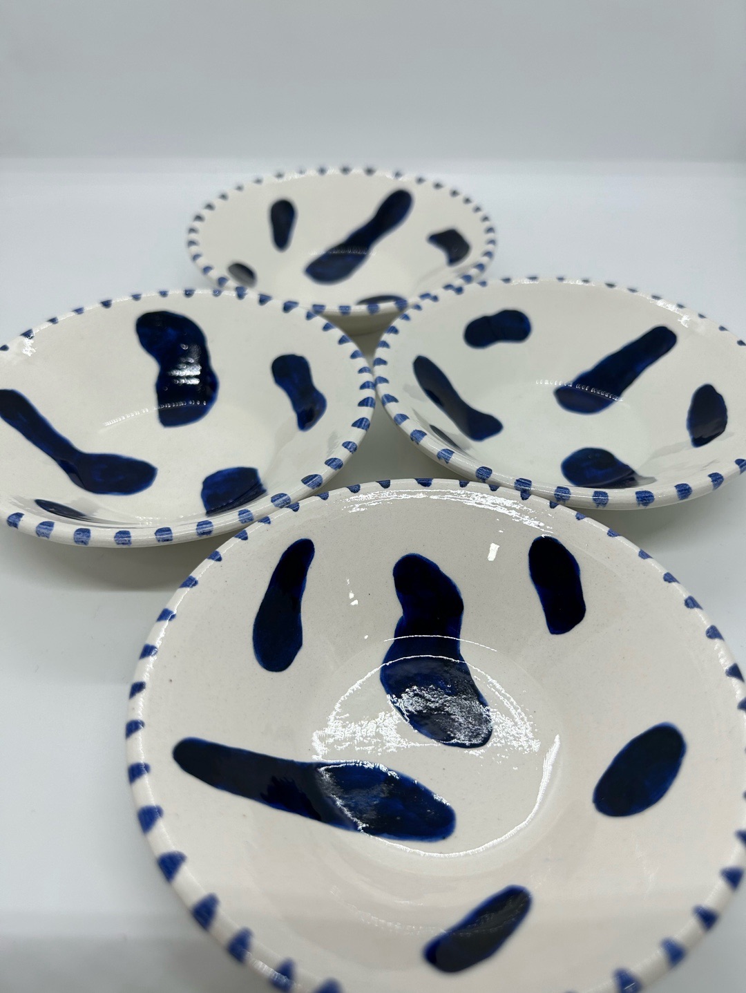 mavi-beyaz-desenli-cini-cay-tabagi-4-lu-set-cok-renkli