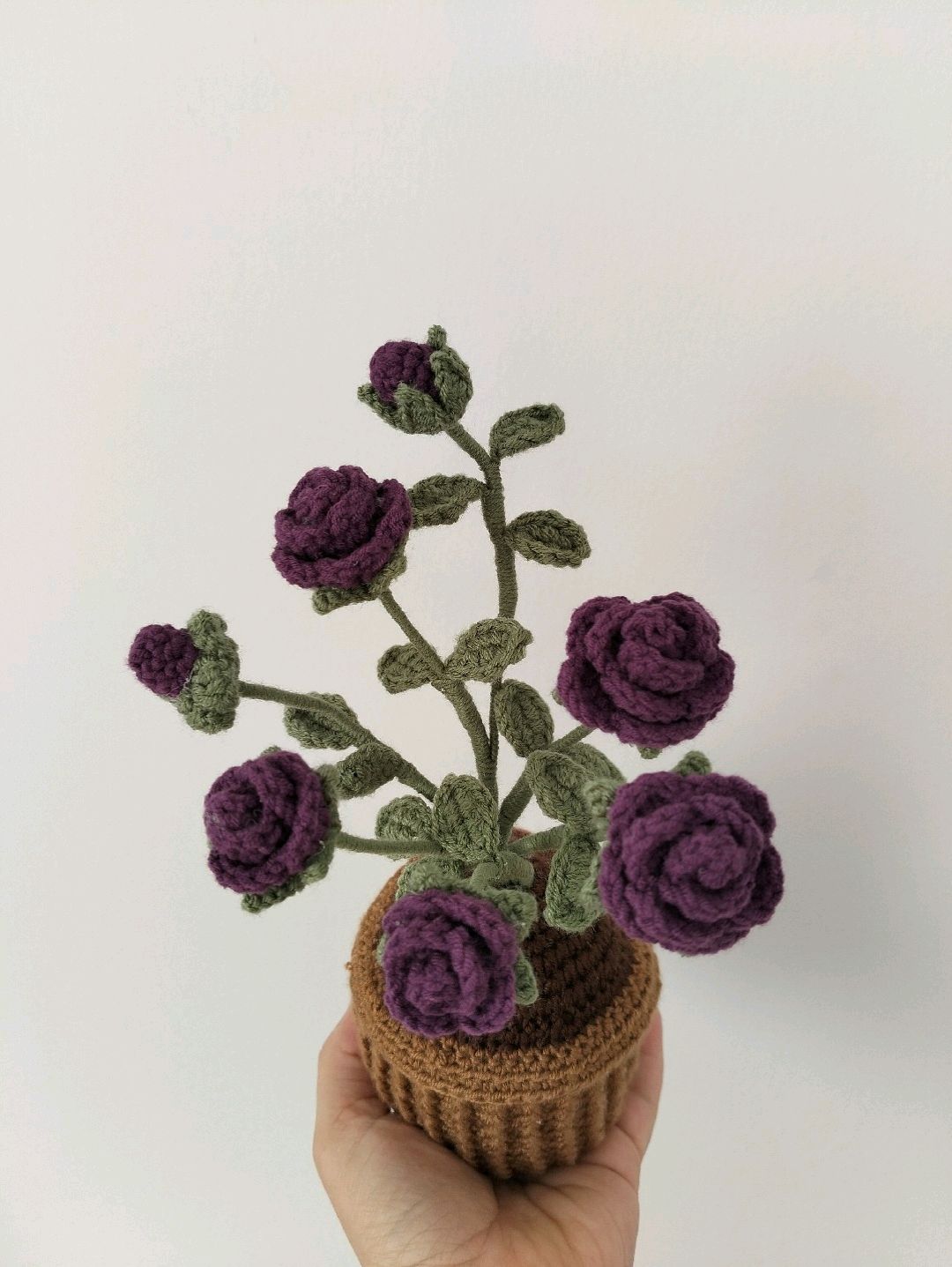 saksida-orgu-gul-mor