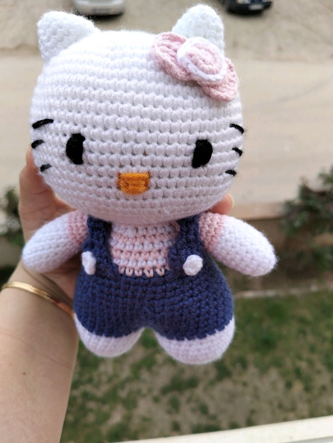 hello-kitty-beyaz