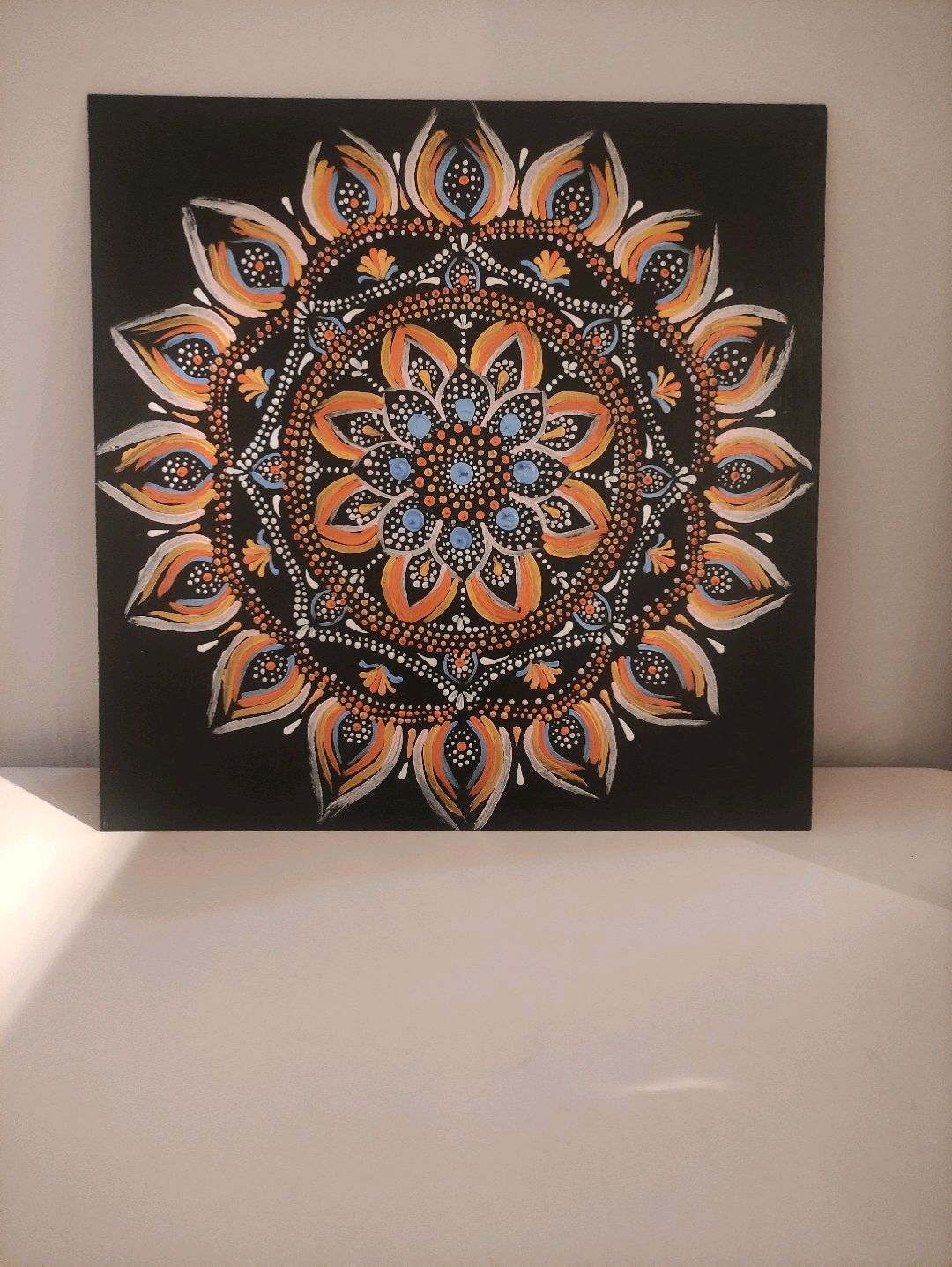 isik-ve-golge-dansi-30-cm-mandala-tablo-siyah