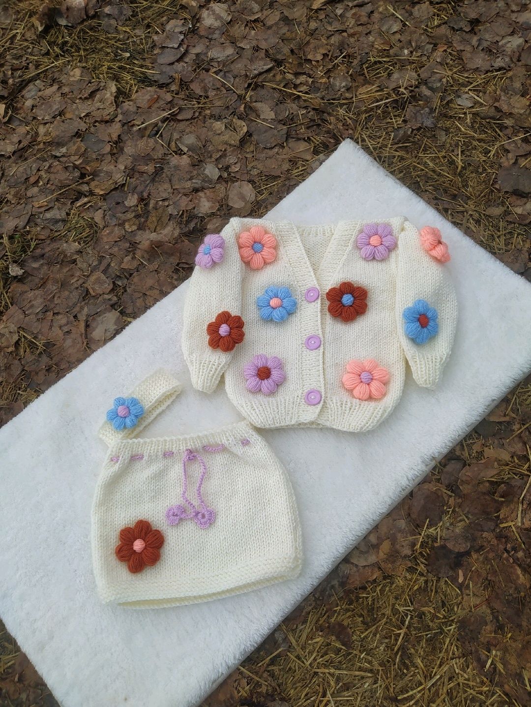 cicekli-hirka-etekbandana-takimi-krem-rengi