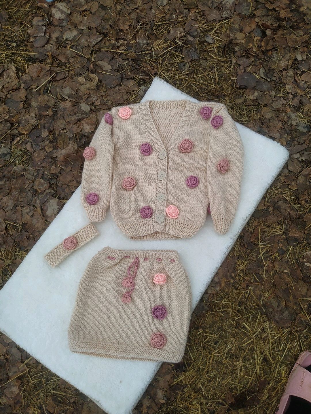gullu-hirka-etek-bandana-takimi-kum-kahverengisi