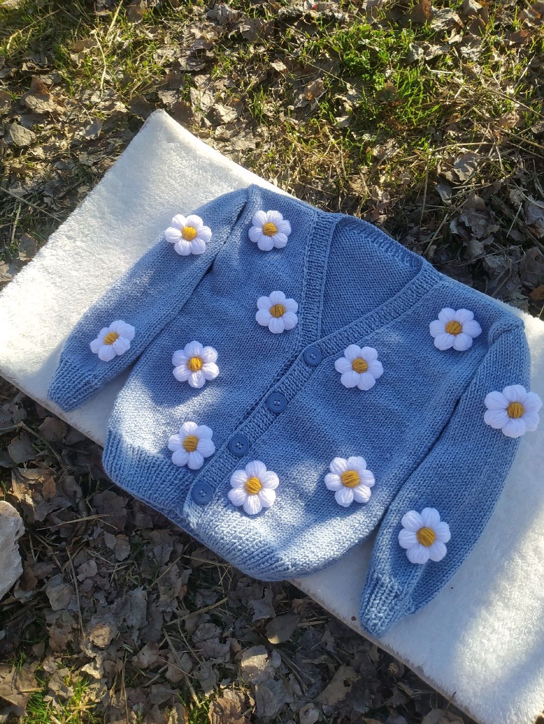cicekli-hirka-acik-mavi